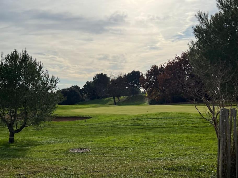 App Le Golf T3 Terrasse Wifi Pkg Apartment Безие Екстериор снимка