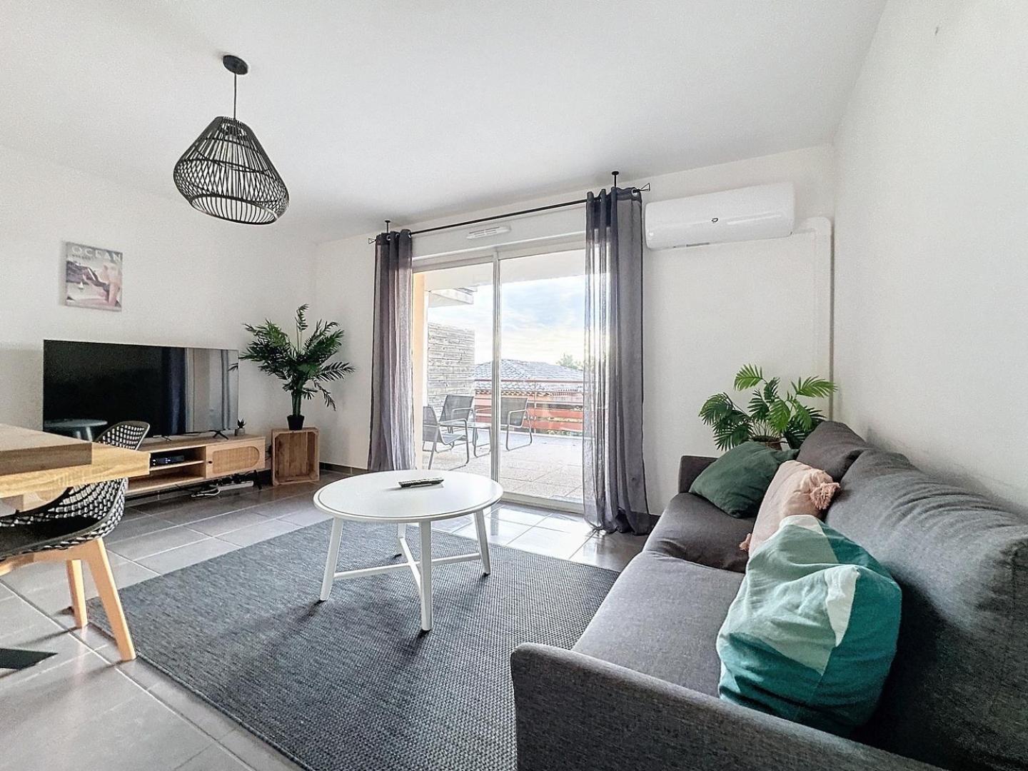 App Le Golf T3 Terrasse Wifi Pkg Apartment Безие Екстериор снимка